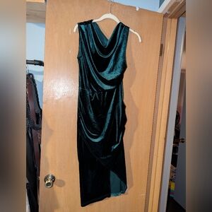 SHEIN Dark Green Asymmetrical Velvet Dress
